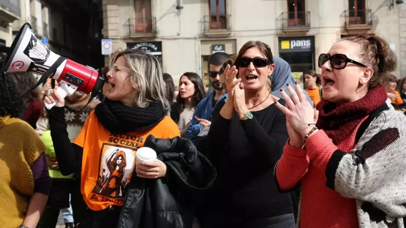 Mismo trabajo, mismo sueldo: Para las Trabajadoras del Sector Social